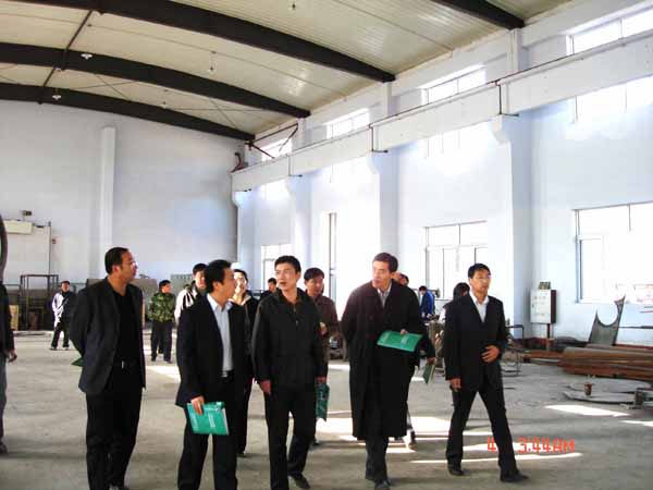 市領(lǐng)導(dǎo)到阜新瀚邦機械制造有限公司視察指導(dǎo)工作